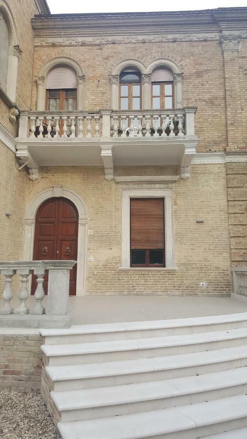 Betta'S Home Vasto Exterior photo